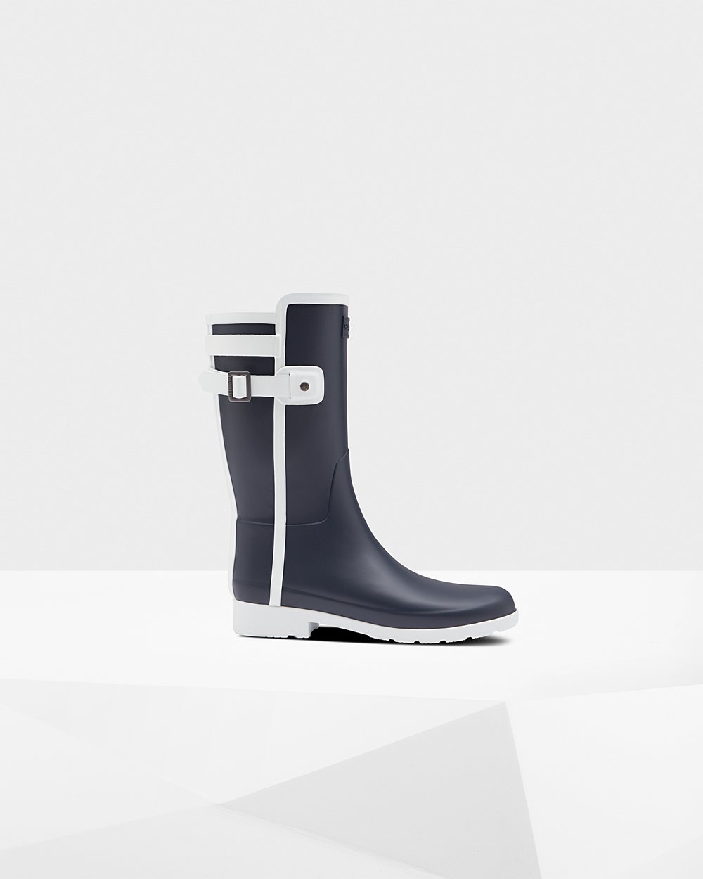 Galochas Curtas Hunter Feminina Azul Marinho/Branco - Refined Slim Fit Contrast - 42UYCLAMT